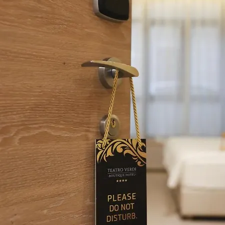 Teatro Verdi Boutique فندق