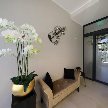 Teatro Verdi Boutique Ζαντάρ