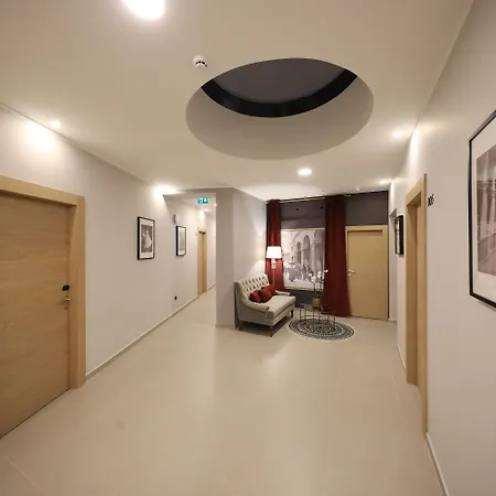 מלון Teatro Verdi Boutique 4*