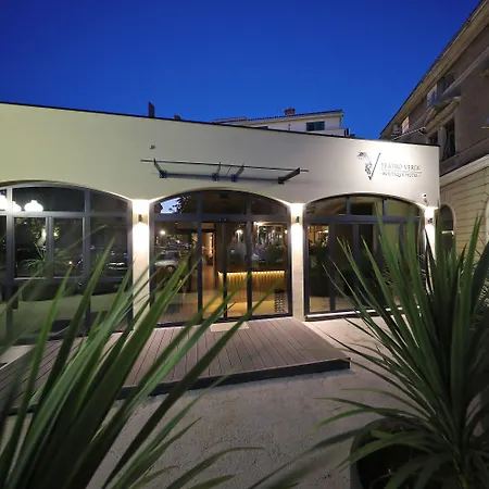 Teatro Verdi Boutique מלון