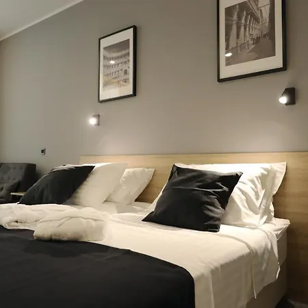 Teatro Verdi Boutique Ζαντάρ