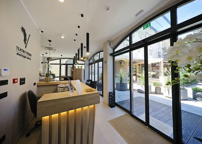 酒店 Teatro Verdi Boutique 4*