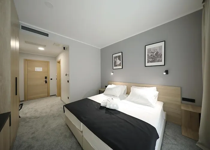 Hotel Teatro Verdi Boutique 4*